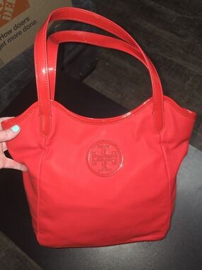 Perfect Like New Condition Tory Burch Red Dipped Canvas Stacked Logo Tote